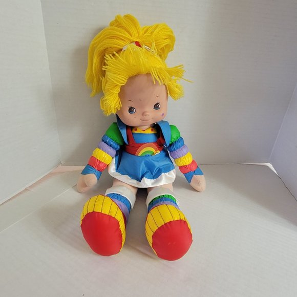 Hallmark Toys Vintage 983 Rainbow Brite Hallmark Plush Doll Yarn